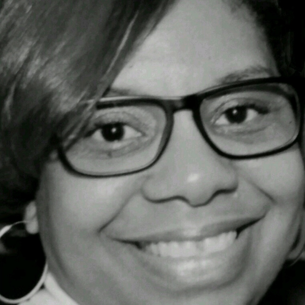 Meet your Posher, Yolanda